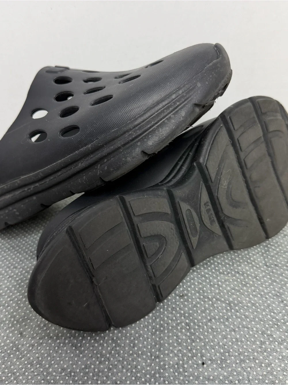 Kane Footwear comfortable black